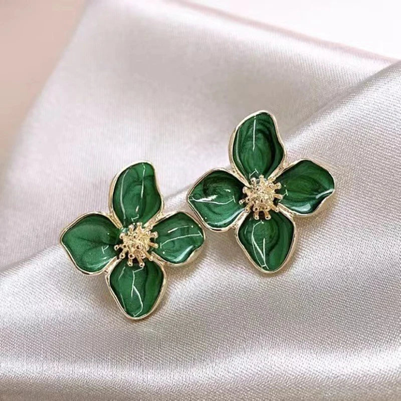 🌺 Lunaria FleurLune Studs 🌺