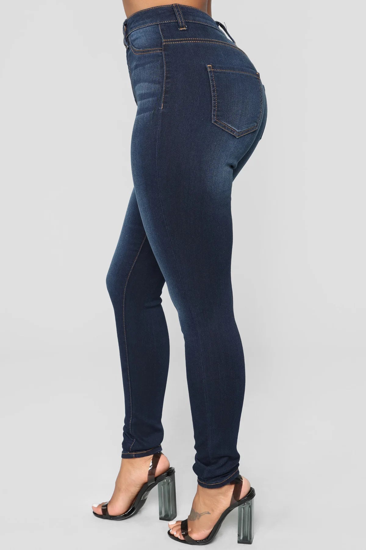 🌑 Lunaria Eclipse Contour Jeans