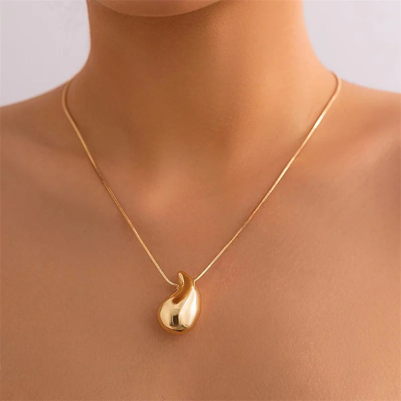 🌕 Lunaria SolDrop Necklace 🌕