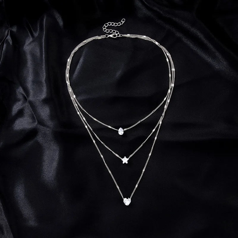 🌌 Lunaria Starveil Necklace 🌌