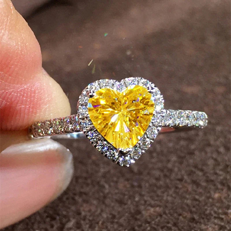 💖 Lunaria Amora Ring 💖