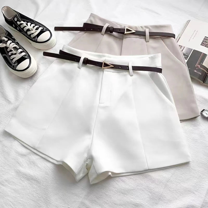 ✦ Lunaria Axis Belted Tailor Shorts
