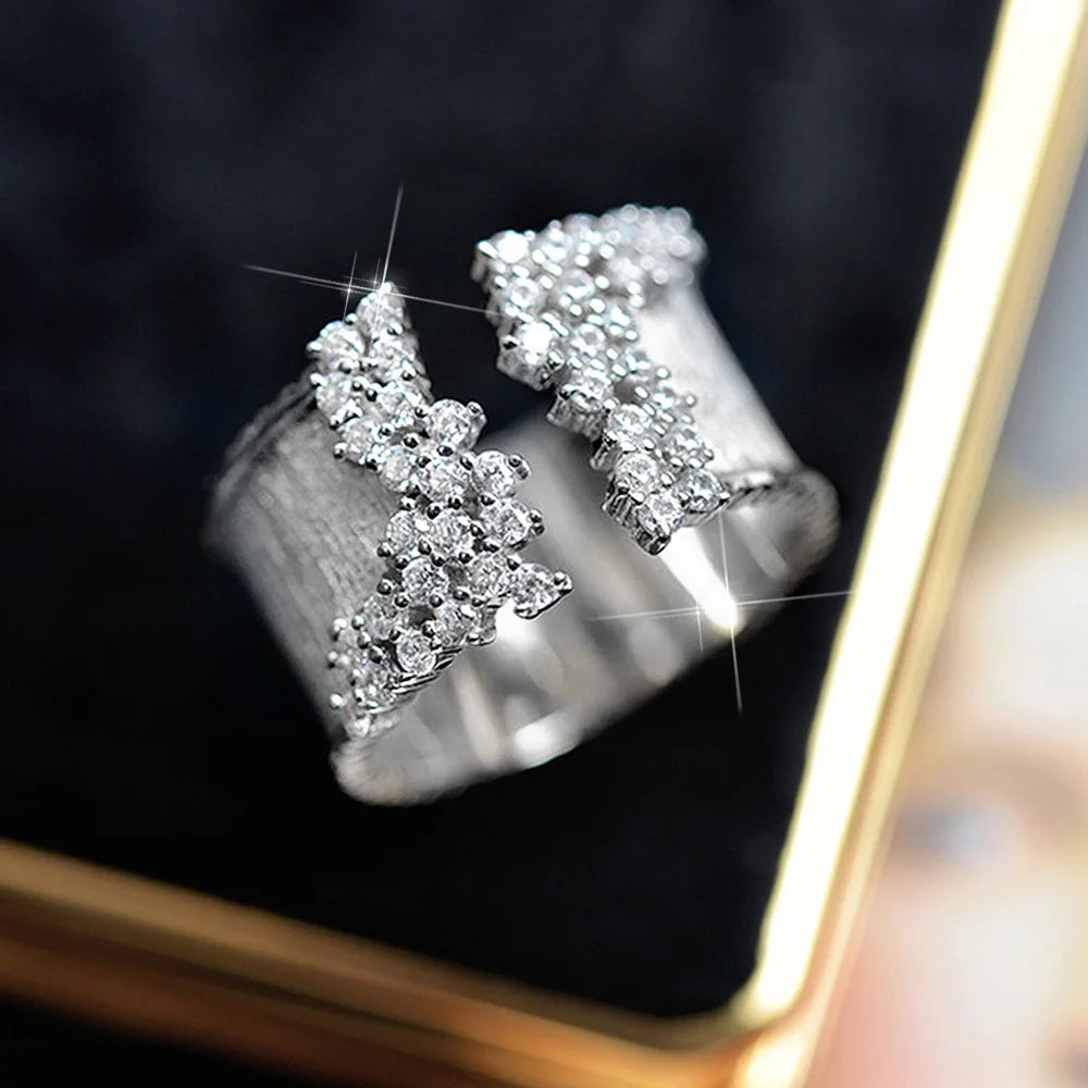 💫 Lunaria AstraForge Ring 💫
