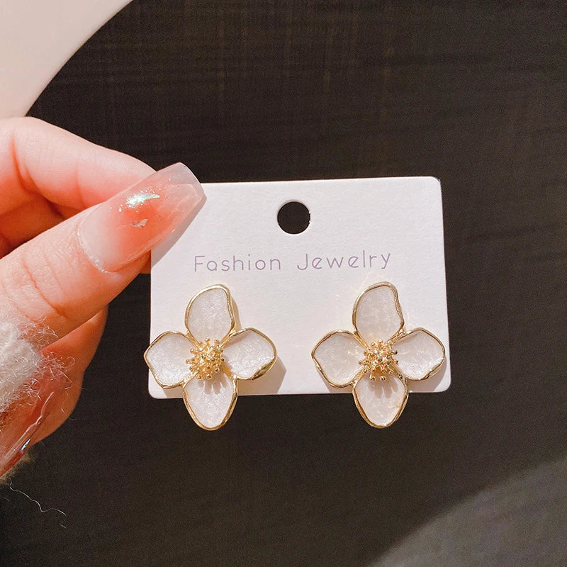 🌺 Lunaria FleurLune Studs 🌺